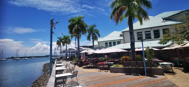 Photo 3 by Vaughan F. about renting a Toyota Vitz in Fiji (10/29/23)
