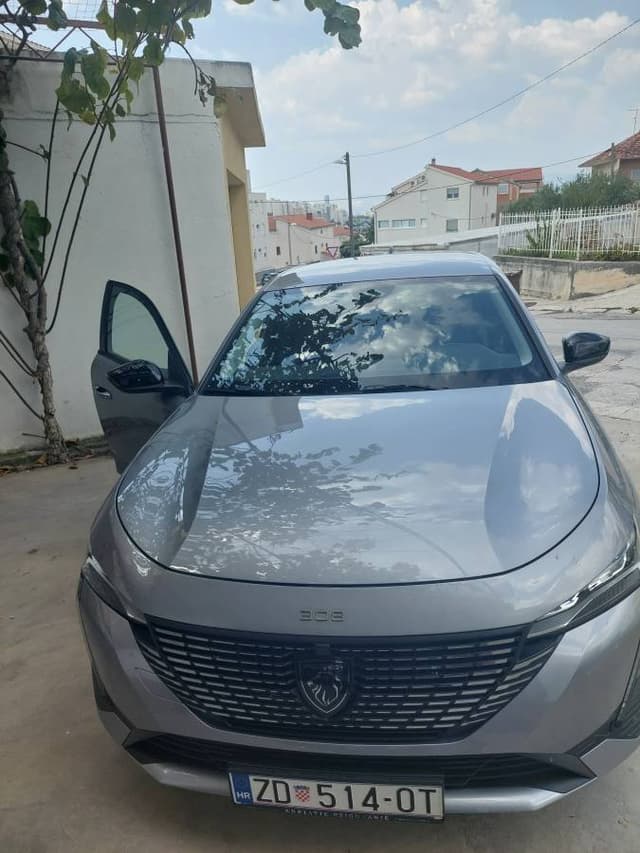 Photo by Barbulescu C. about renting a Volkswagen Polo in Zadar (9/4/24)