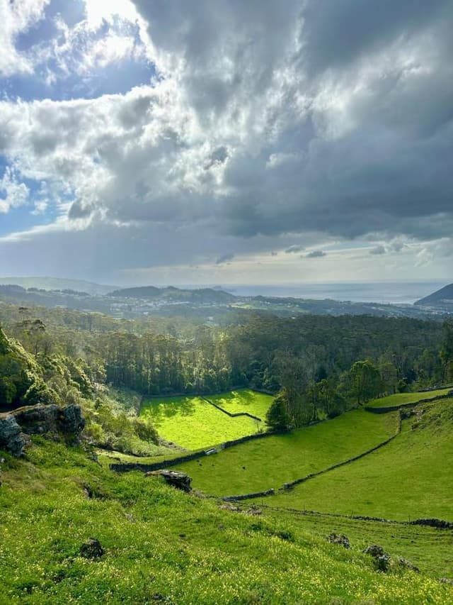 Foto de Liliana D. sobre o aluguer de um Hyundai i10 em Praia da Vitória (05/04/25)