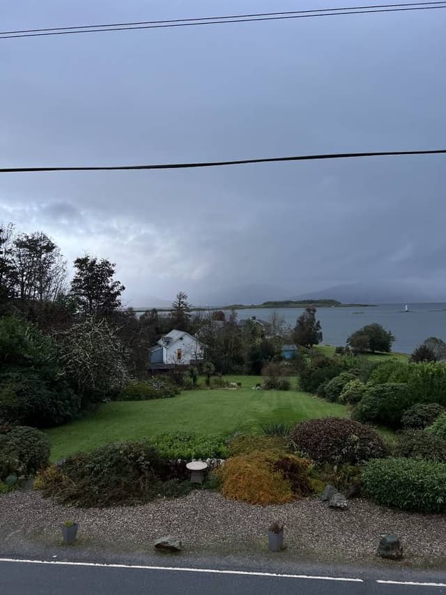 Photo 5 by Florian A. (10/18/25)