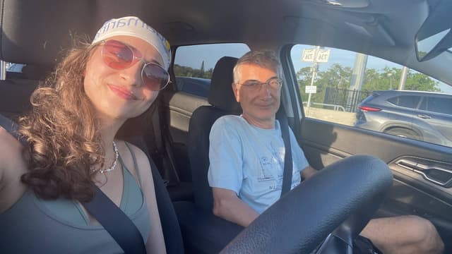 Miami Uluslararası Havalimanı’nda bir Nissan Rogue kiralama ile ilgili beste O. tarafından bir fotoğraf (15.04.25)