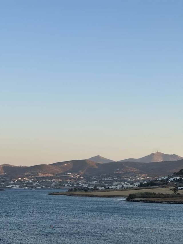 Photo 2 by Ya Wei L. about renting a Toyota Yaris at Milos Port (7/6/24)