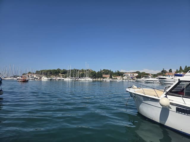 Photo 2 by Tony Graham C. about hiring a Skoda Fabia in Croatia (13/09/26)