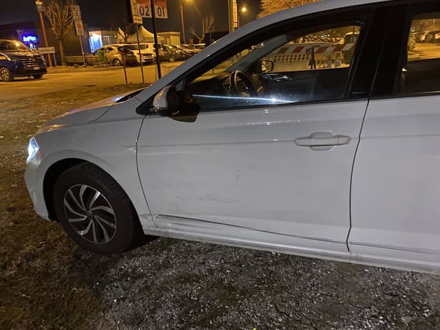 Foto di Francesco C. sul noleggio di una Renault Clio all’aeroporto di Milano Linate (09/02/24)