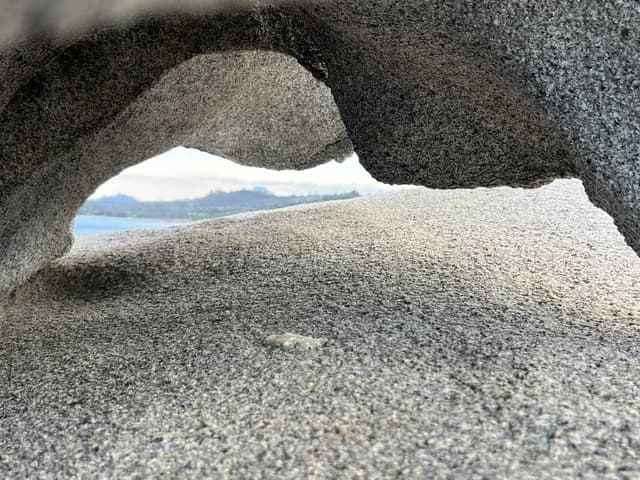 Фото 2 от Iryna M. об аренде Toyota Yaris в аэропорту Альгеро (14.05.24)