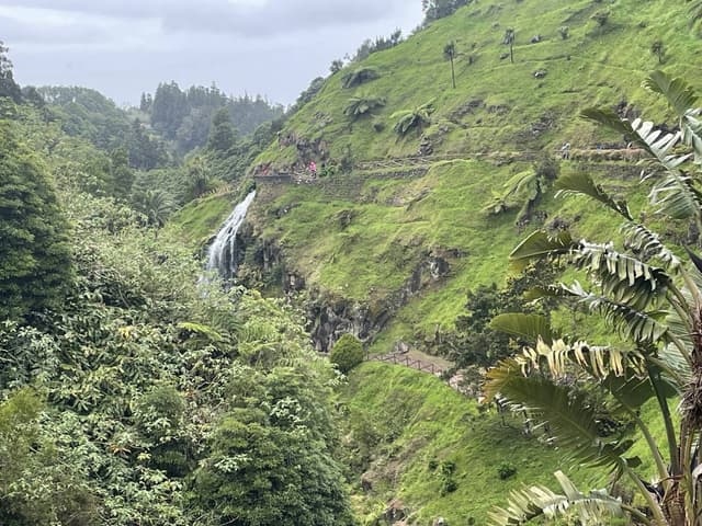 Photo 1 by Fernando P. about renting a Opel Corsa in Ponta Delgada (5/19/25)