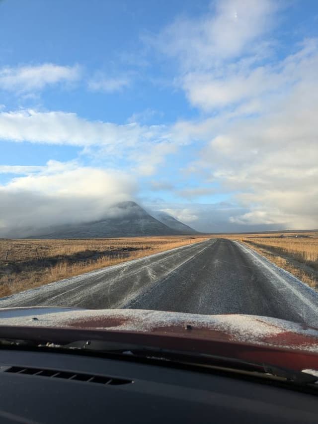 Photo 3 par Patrick H. sur la location d'un Dacia Duster en Islande (15/10/24)