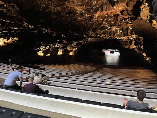 Foto 1 av Ola J. (26-03-05)