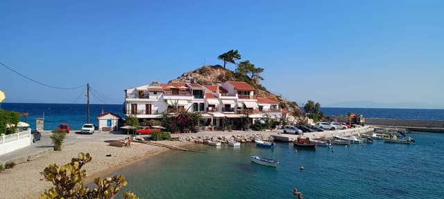 Photo 2 by Richard D. about renting a Toyota Aygo in Samos (8/13/24)
