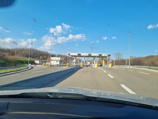 Фото 1 от Galina B. об аренде Volkswagen T-Roc в Сербии (28.03.24)