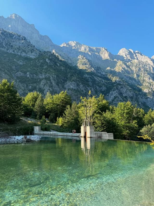 Photo 7 by Luna C. about renting a Fiat Tipo in Tirana (8/4/24)