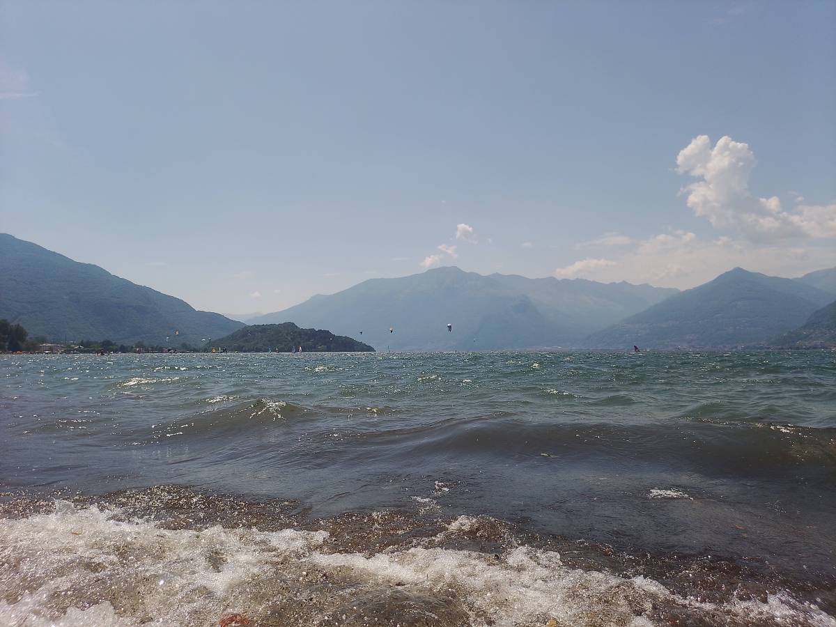 Photo 2 by Olegs K. about hiring a SEAT Arona in Bergamo (04/06/26)