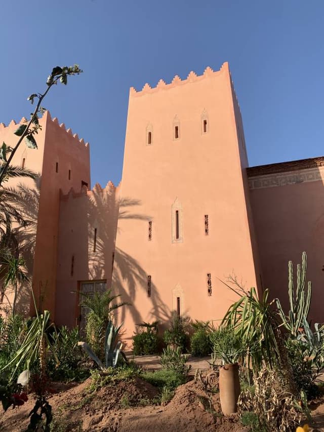 Photo 4 par Moise M. sur la location d'un Peugeot 108 à Marrakech (12/04/24)