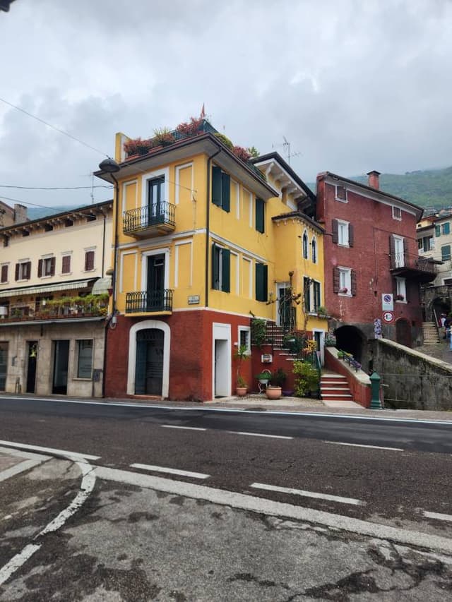 Photo 3 by ALEXANDER A. about renting a Volkswagen T-Cross in Bergamo (4/18/25)