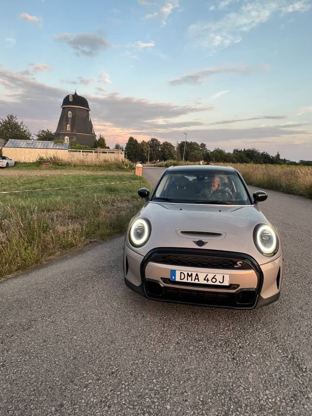 Photo by Ray G. about renting a BMW 1 Series in Sweden (7/30/22)