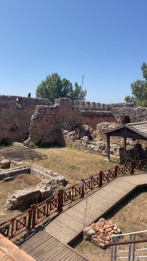 Photo 4 par Samira H. sur la location d'un Peugeot 208 en Turquie (06/08/23)