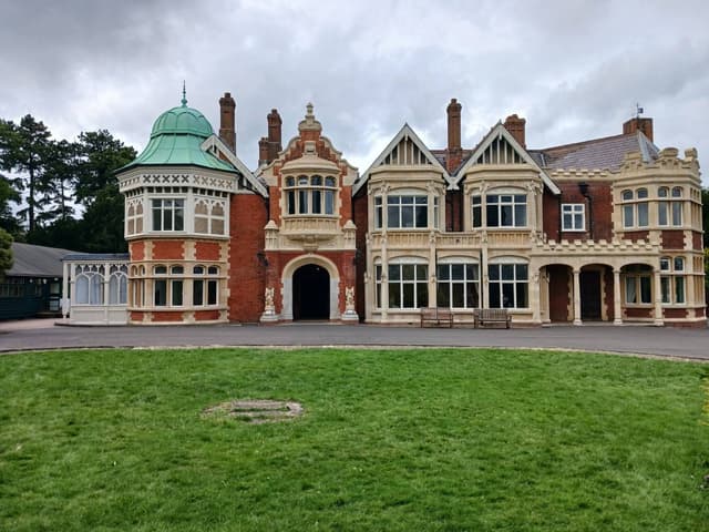 Photo 1 by Allan F. about hiring a Peugeot 2008 at London Airport Stansted (27/07/24)