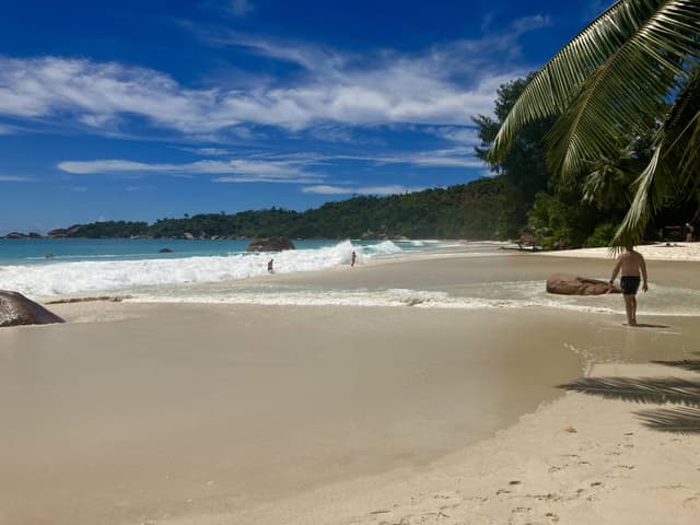 Photo 5 by Kenton S. about hiring a Hyundai Grand i10 in Victoria (13.05.24)