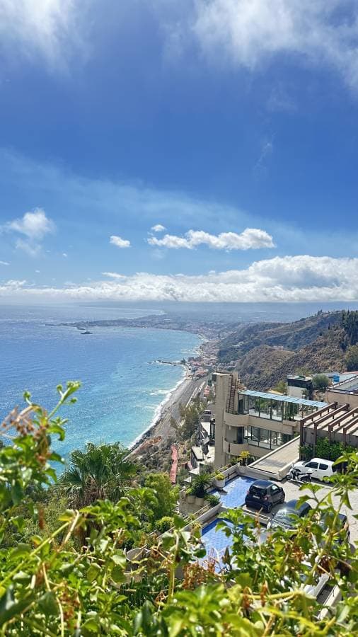 Photo by Stephen B. about renting a Volkswagen Polo on Sicily (9/12/24)
