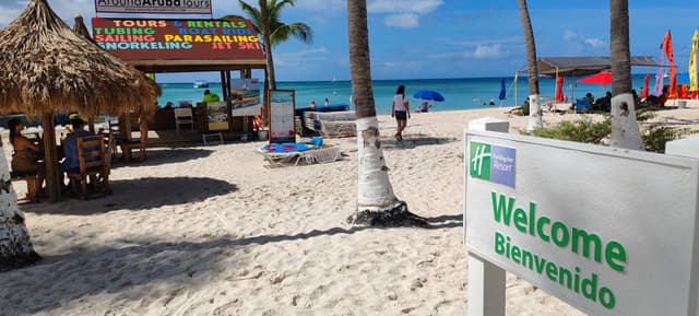 Foto 4 de Astrid Viviana R. sobre el alquiler de un Kia Rio en el aeropuerto de Oranjestad Reina Beatriz (10/12/24)