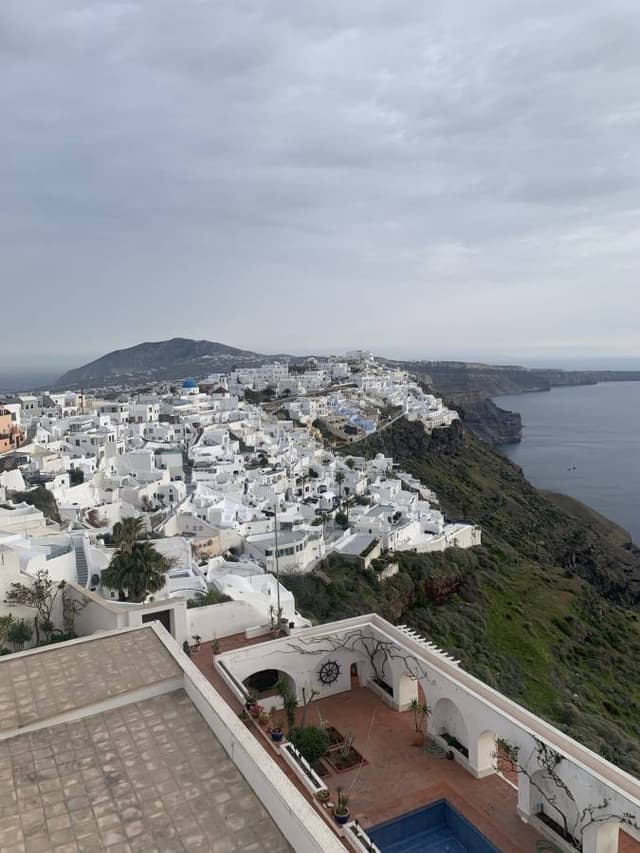 Photo 1 by Patricia R. about renting a Toyota Aygo in Santorini (3/25/25)
