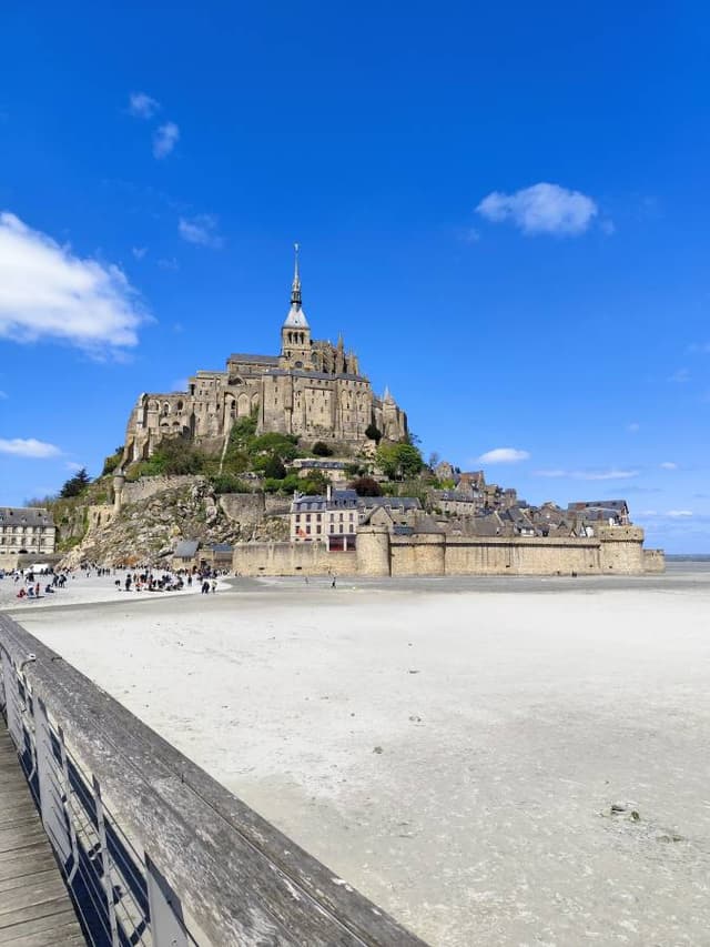 Photo 1 by Reka S. about renting a Renault Twingo in France (4/24/24)