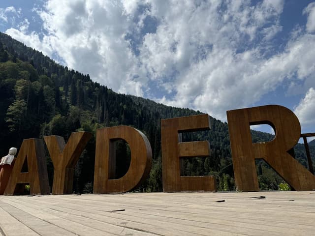 Photo 3 by Mohammed B. about renting a Opel Crossland in Trabzon (9/17/24)