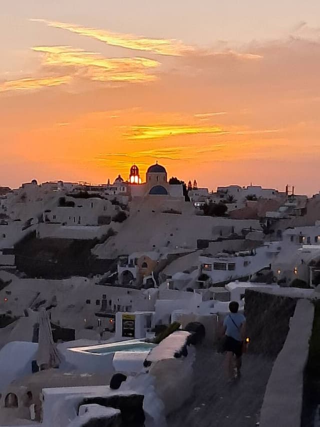 Photo 1 by Marc V. about renting a Fiat 500 in Santorini (9/19/24)