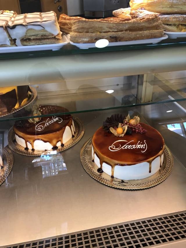 Photo 3 by Carolyn H. about hiring a SEAT Arona in Portugal (06/04/26)