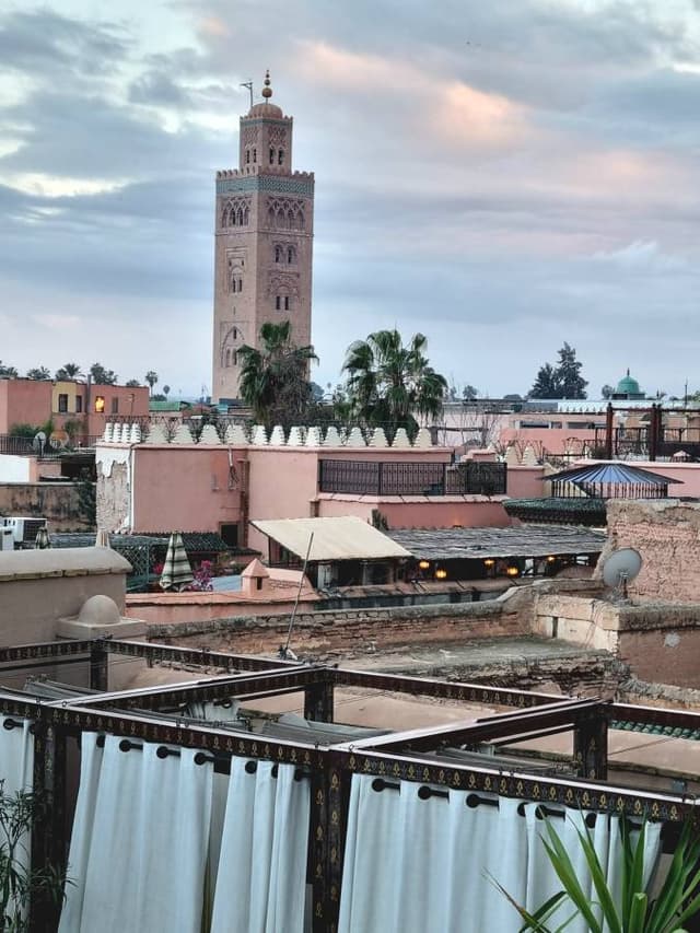 Photo 2 by Frederic C. about renting a Kia Carens in Marrakech (3/16/24)