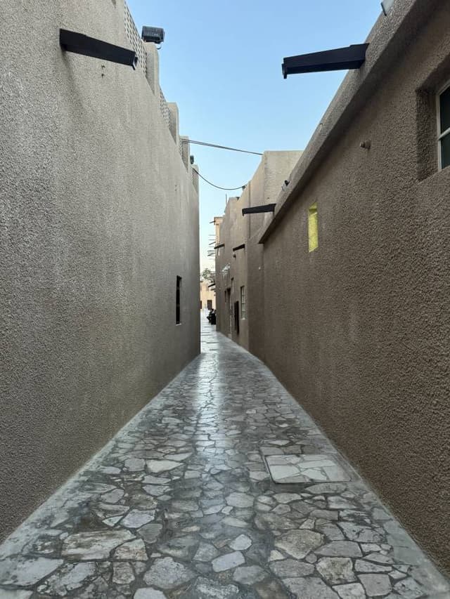 Photo 2 by varot P. about renting a Suzuki Baleno in the United Arab Emirates (11/14/23)