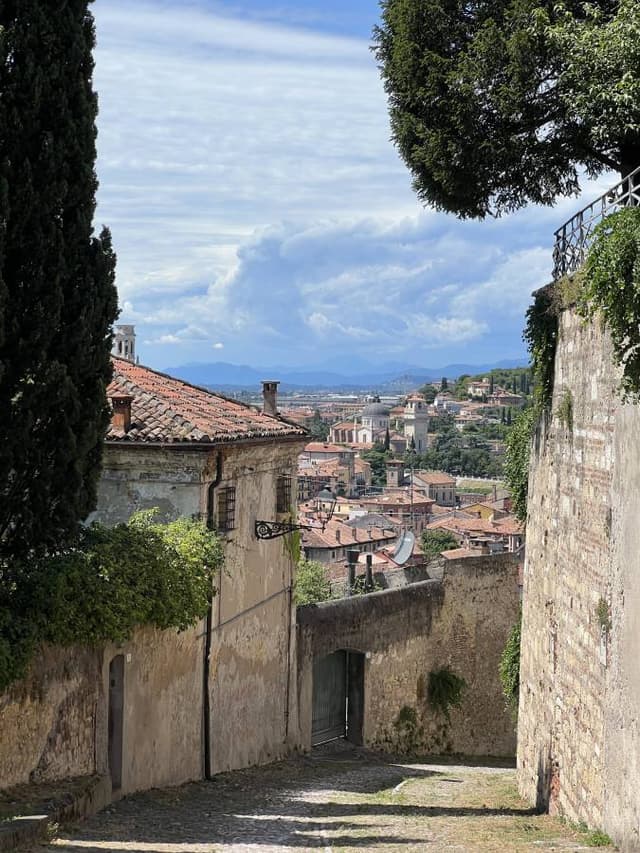 Foto 3 van Yiannos K. (10-7-25)