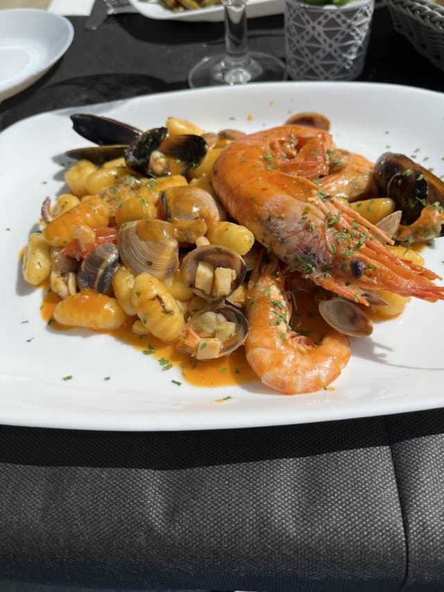 Photo 3 by ROBERT C. about hiring a Ford Puma at Bari Airport (02.05.24)