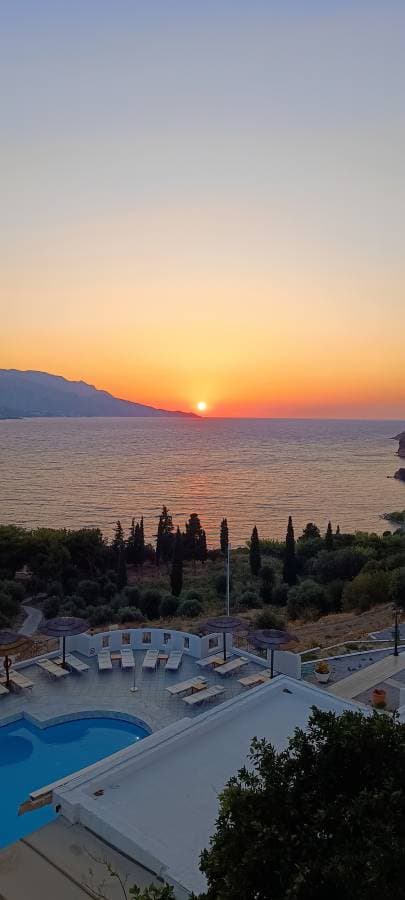 Photo 3 by Richard D. about renting a Toyota Aygo in Samos (8/13/24)