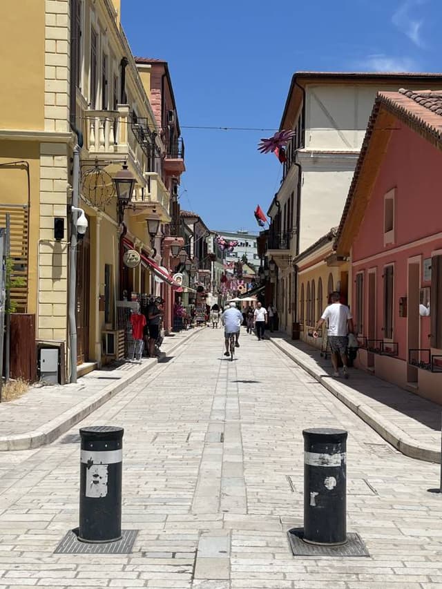 Photo 6 by Victoria R. about hiring a Dacia Sandero Stepway in Tirana (30/06/26)