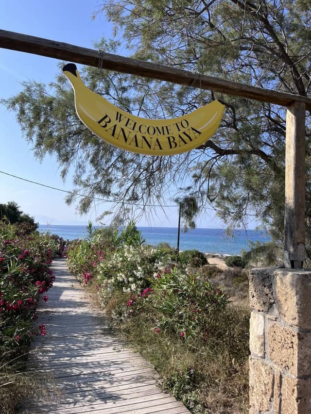 Photo 4 by Nigel H. about hiring a Hyundai i10 in Greece (27.06.25)