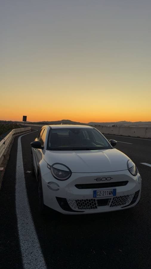 Photo by Henri H. about renting a Fiat 500 at Alghero Fertilia Airport (7/27/25)