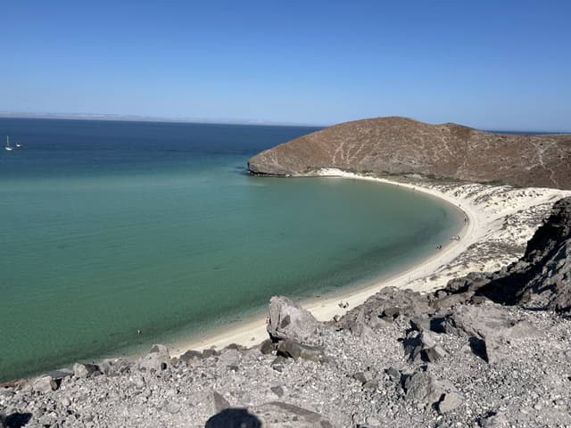 Photo 2 by Lucas M. (4/4/26)