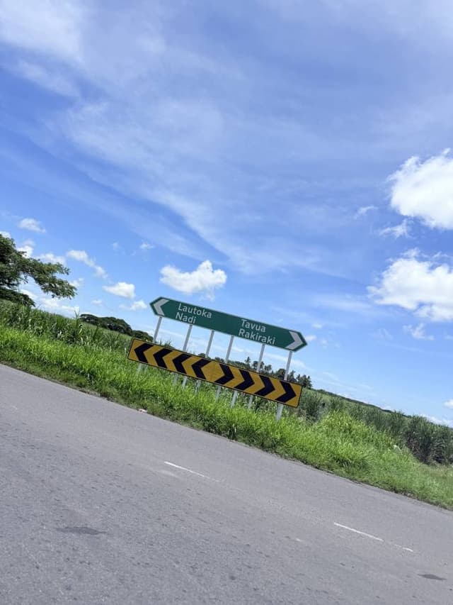 Photo 1 by Rachael P. about renting a Chevrolet Cruze in Fiji (2/24/25)