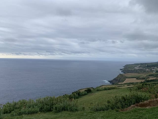 Photo 4 par Nathalie L. sur la location d'un Opel Corsa Hatchback au Portugal - aux îles des Açores (26/09/23)