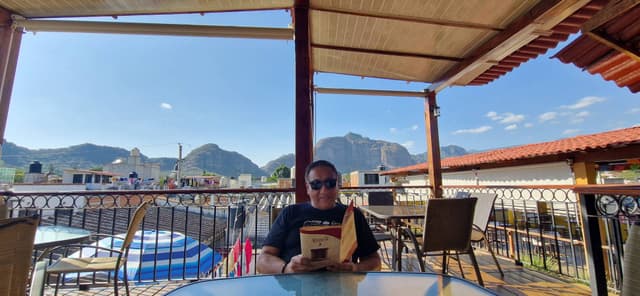 Foto 1 de Ernesto Alfonso B. (15/12/24)