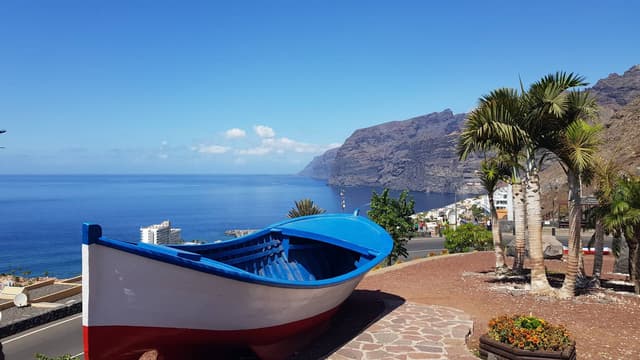 Photo 4 by Roman K. about renting a Citroen C3 at Tenerife Airport South (10/13/24)