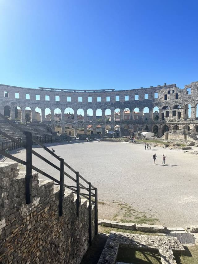 Photo 3 by John B. (10/18/25)