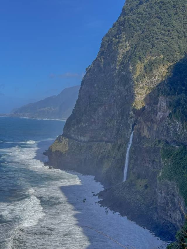 Foto 2 de Arnaldo C. sobre o aluguer de um Citroen C3 em Madeira (31/03/24)