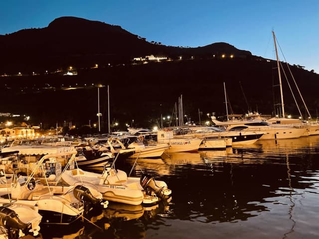 Фото 3 от Viktoria S. об аренде Volkswagen Polo в аэропорту Катании Фонтанаросса (17.06.25)