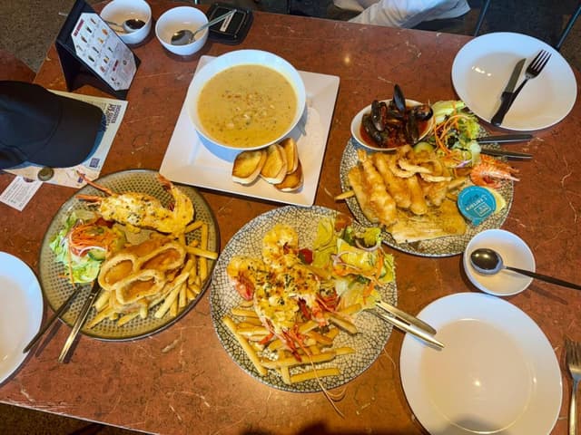 Photo 3 by Kah Keong Y. (10/17/25)