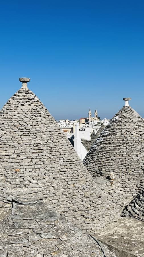 Photo 2 by Katarina B. about hiring a Volkswagen Golf in Bari (28/02/23)