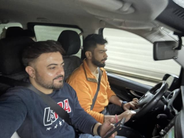 Photo 2 by Brijesh S. about renting a Volkswagen Touran in Switzerland (6/15/24)