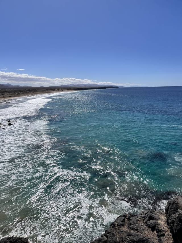 Photo 2 by Elizabeth G. about hiring a Toyota Aygo in the Canary Islands (25.01.25)