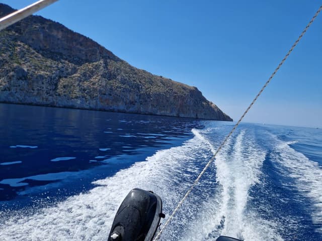 Photo 2 by Cozmolici D. about renting a Fiat Panda in Crete (6/15/24)